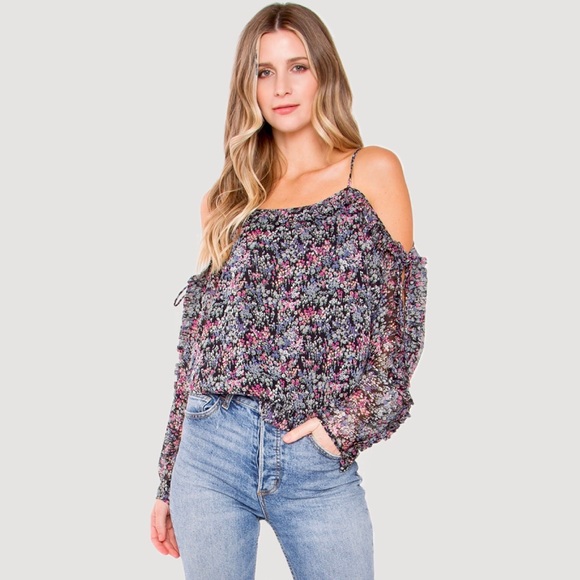 “Anastasia” Ruffle Top - Picture 3 of 5